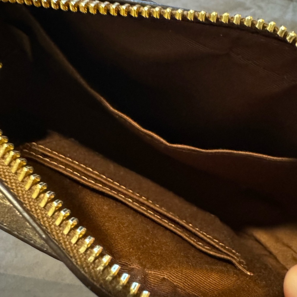 Mini coach purse - Picture 2 of 2